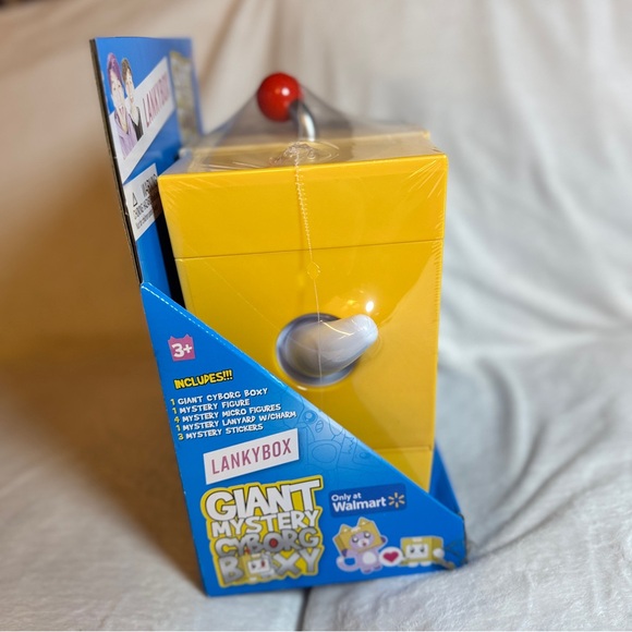 NEW LankyBox Giant Mystery Cyborg Boxy Walmart Exclusive -Made by Bonkers 2024 - Picture 5 of 6